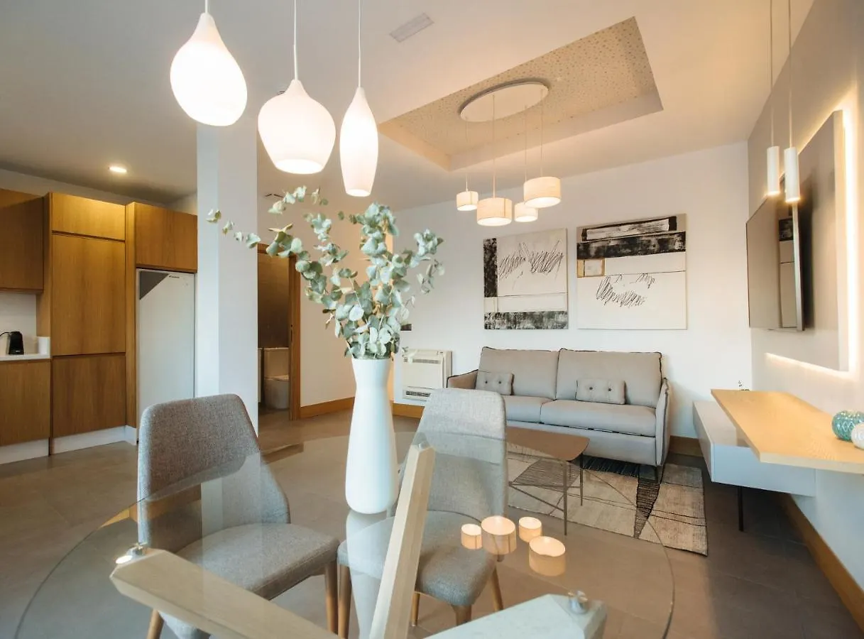 Guadalupe 15 By Magno - Penthouse With Private Solarium & Jacuzzi Apartment